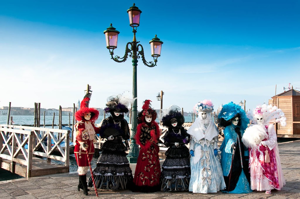 Masks - Venice Carnival - Italy - www.rossiwrites.com