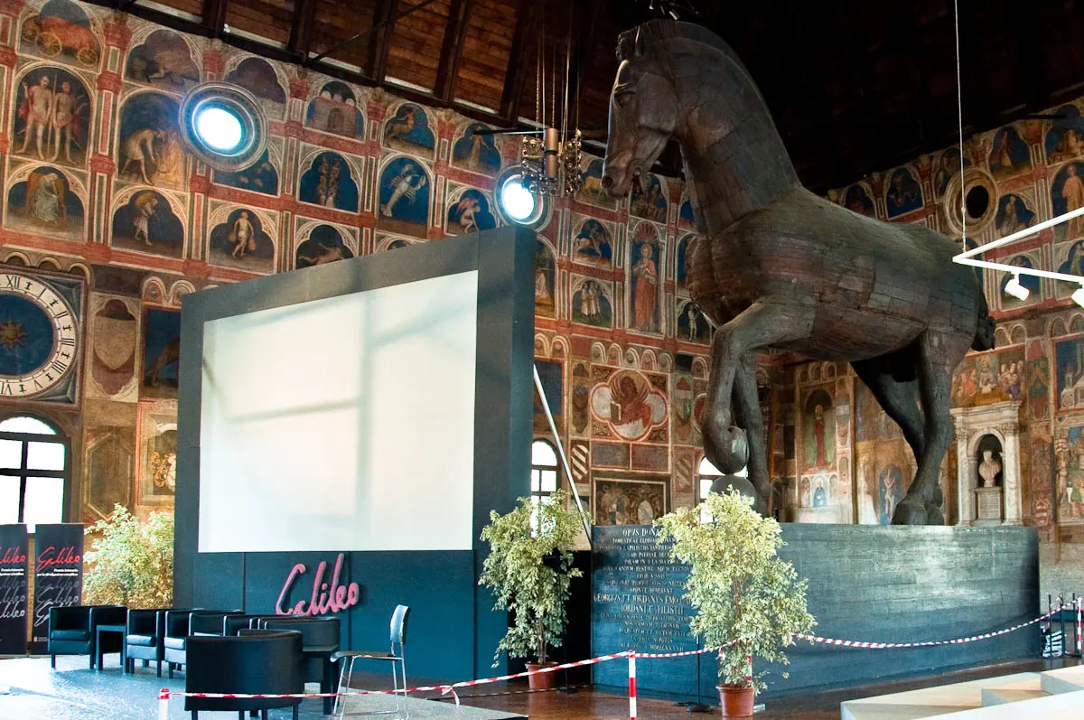 The Capodilista Family's horse, Great hall of Palazzo della Ragione , Padua, Italy - www.rossiwrites.com