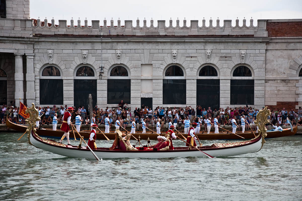 A sumptuous gondola and one very long boat, Historical Regatta, Venice, Italy - www.rossiwrites.com
