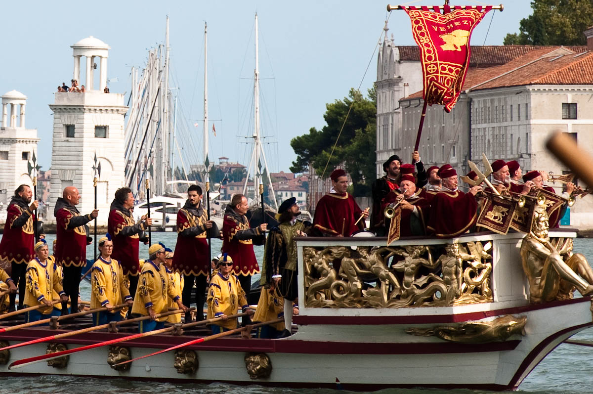 On board La Serenissima, Historical Regatta, Venice, Italy - www.rossiwrites.com