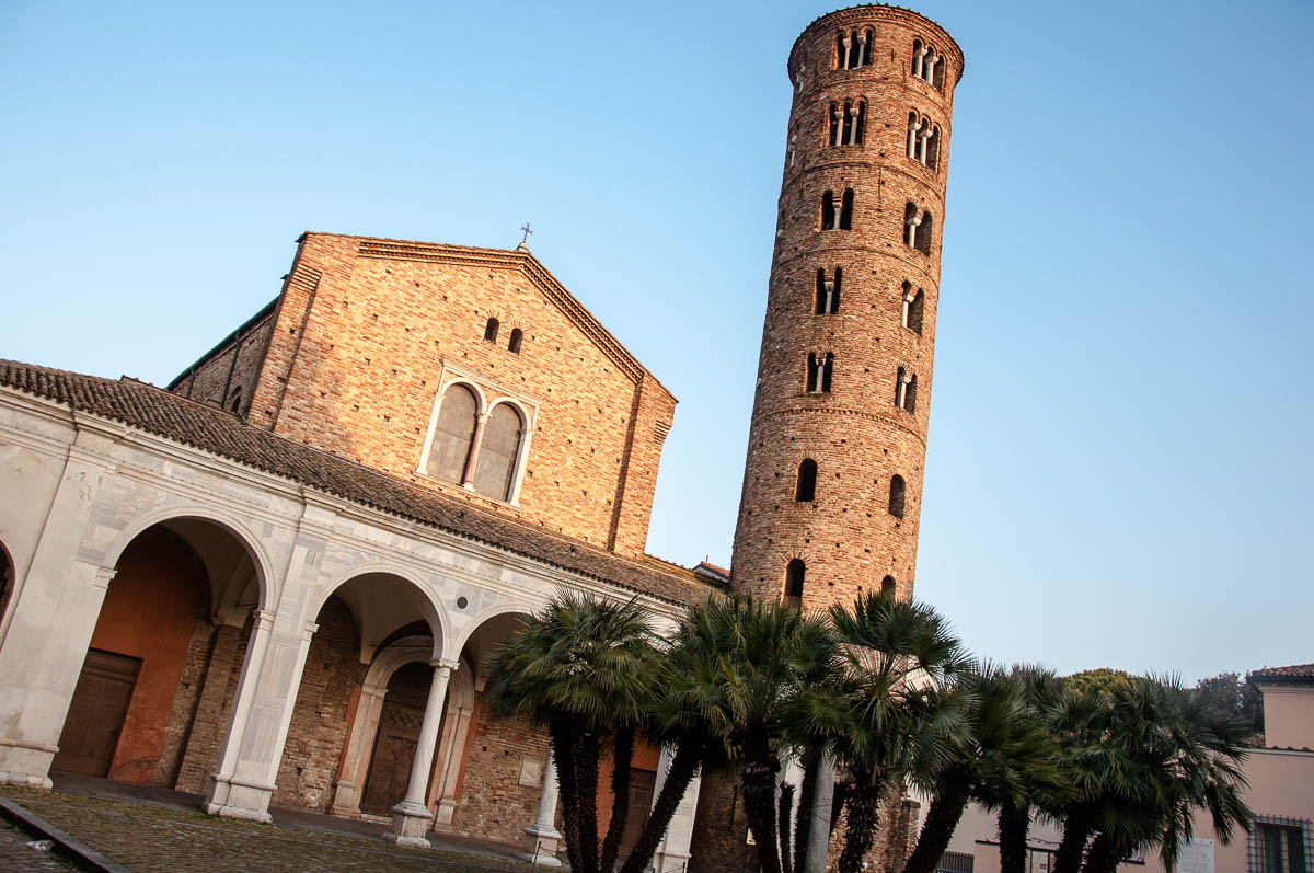 Basilica of Sant'Apollinare Nuovo - Ravenna, Emilia Romagna, Italy - www.rossiwrites.com
