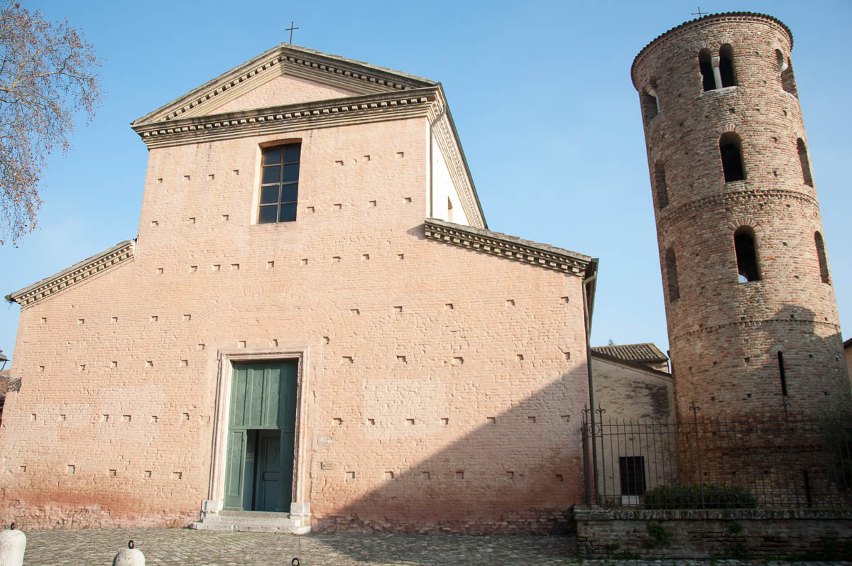 The Santa Maria Maggiore Church - Ravenna, Emilia Romagna, Italy - www.rossiwrites.com