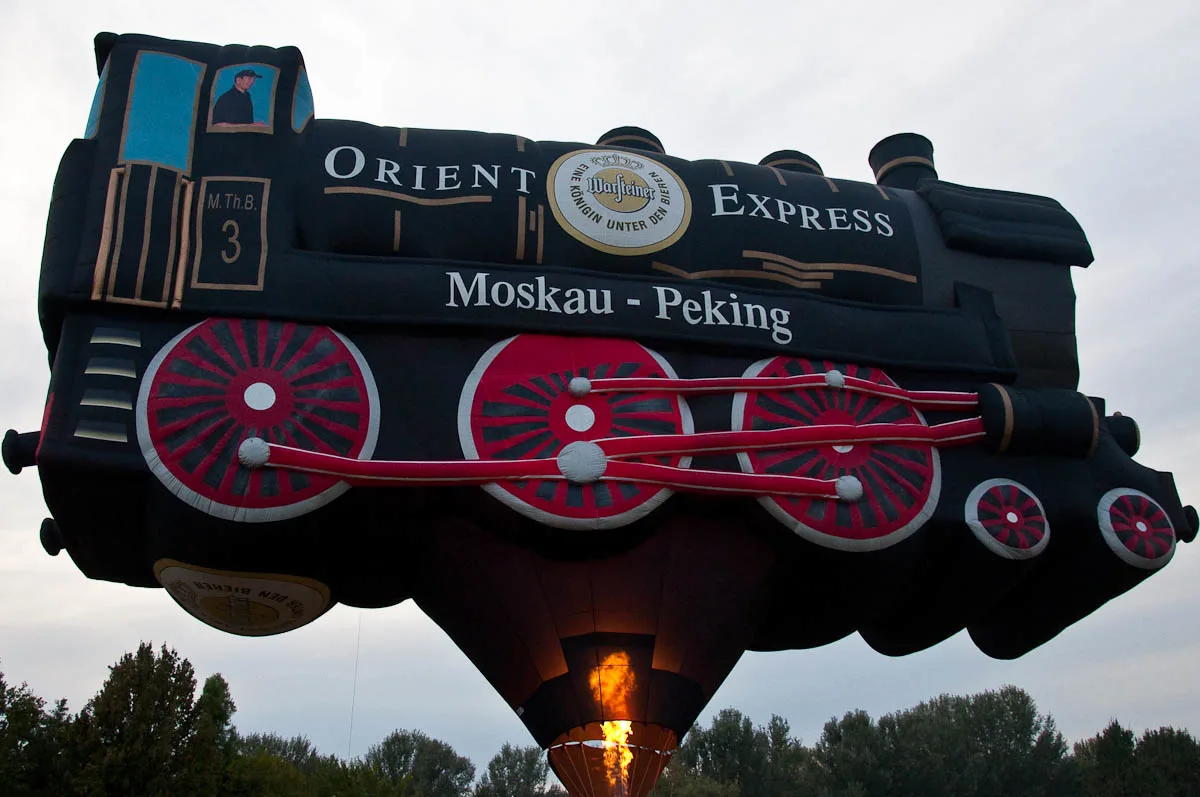 The Orient Express balloon - Ferrara Balloons Festival 2016 - Italy - www.rossiwrites.com