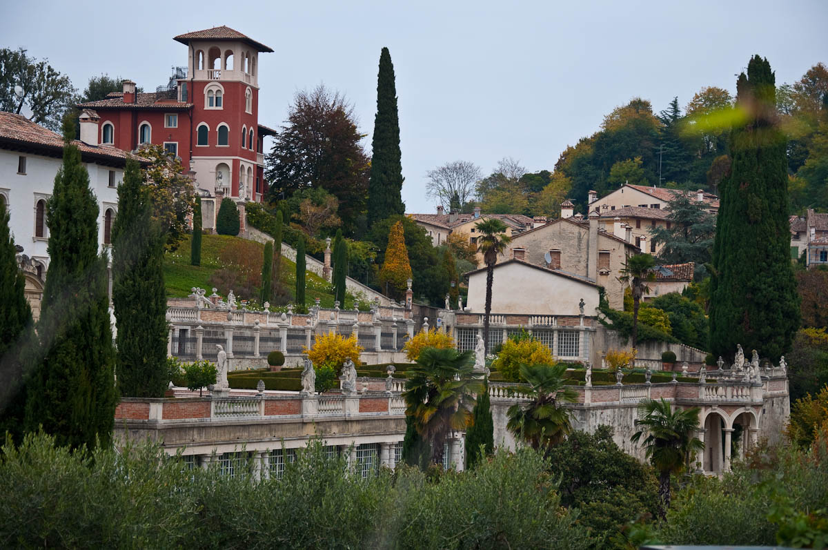 Gorgeous villas and landscaped gardens - Asolo, Veneto, Italy - rossiwrites.com