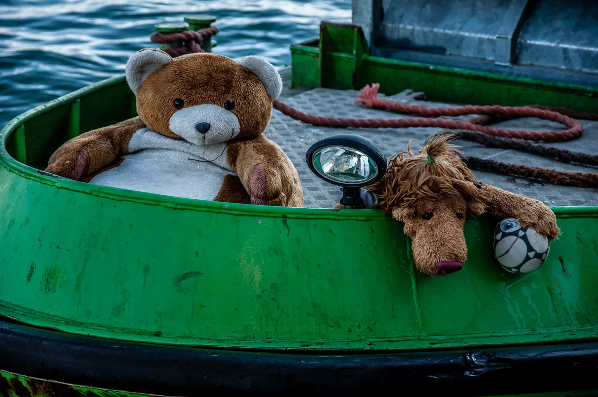 Rubbish barge with plush animals - Venice, Veneto, Italy - www.rossiwrites.com