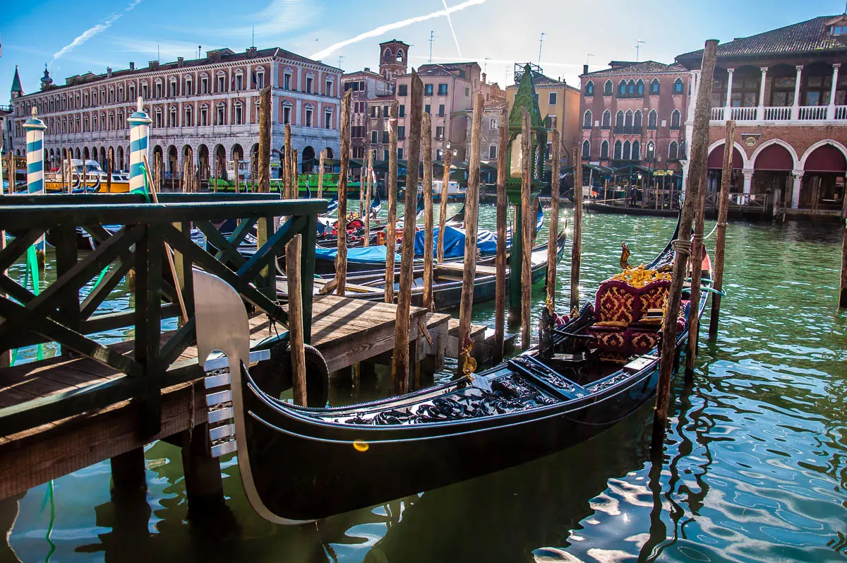 Venetian gondola - Venice, Veneto, Italy - www.rossiwrites.com