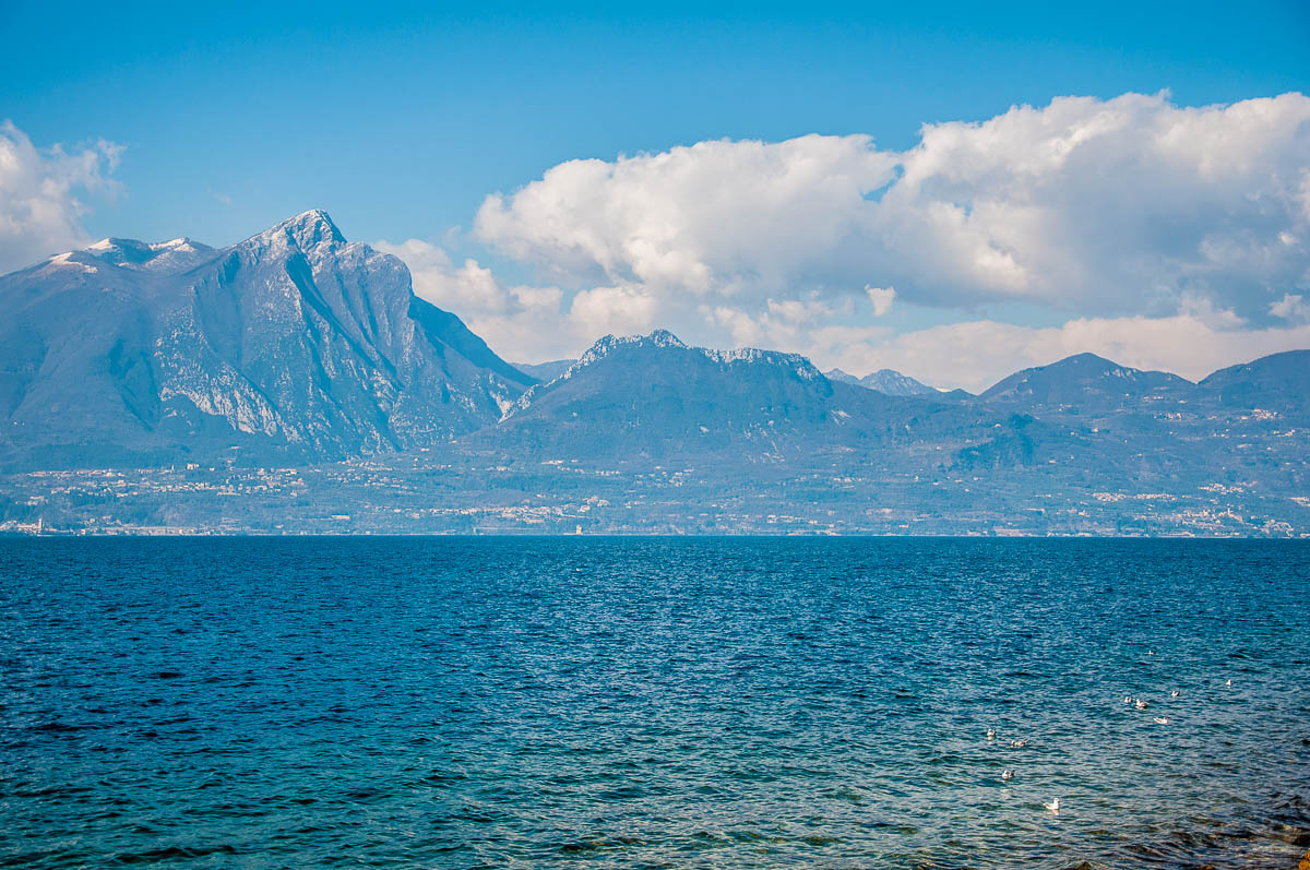 A blue view - Lake Garda, Italy - www.rossiwrites.com
