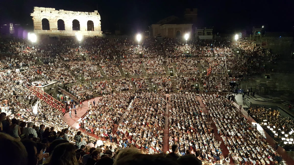 Night has fallen over Arena di Verona - Verona Opera Festival - Veneto, Italy - www.rossiwrites.com