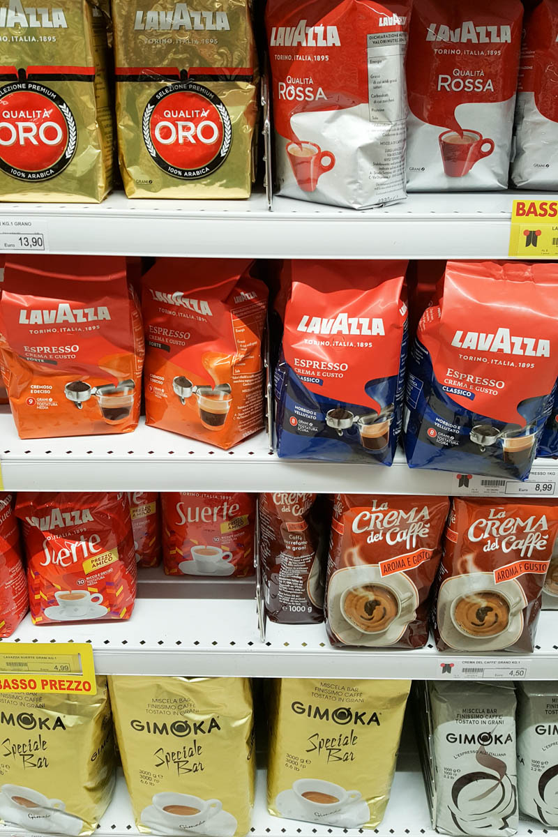 Italian coffee brands sold in supermarkets - Vicenza, Italy - www.rossiwrites.com