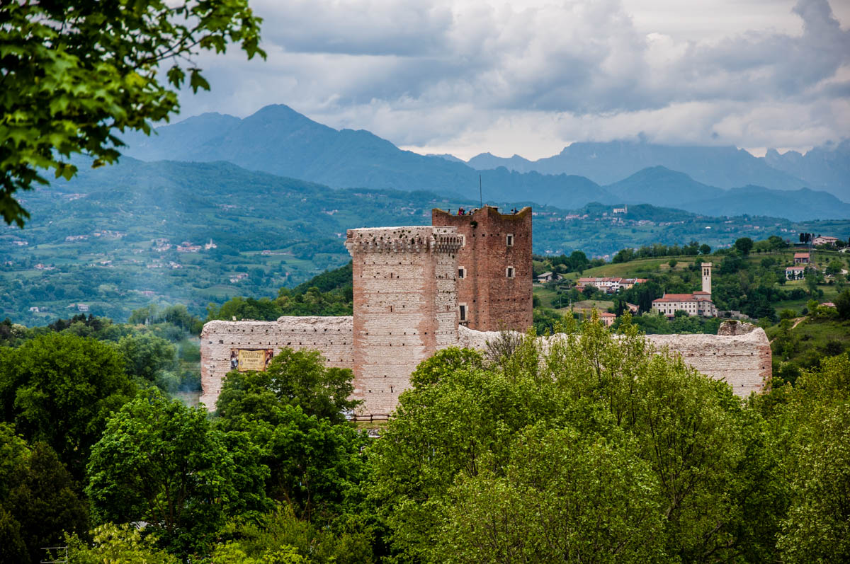 The Bellaguardia's Castle also known as Romeo's Castle - Montecchio Maggiore, Veneto, Italy - rossiwrites.com