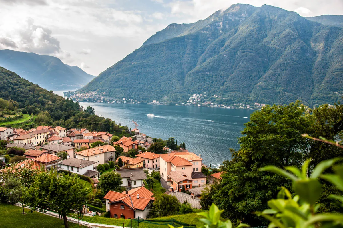 Lake Como, Lombardy, Northern Italy - rossiwrites.com
