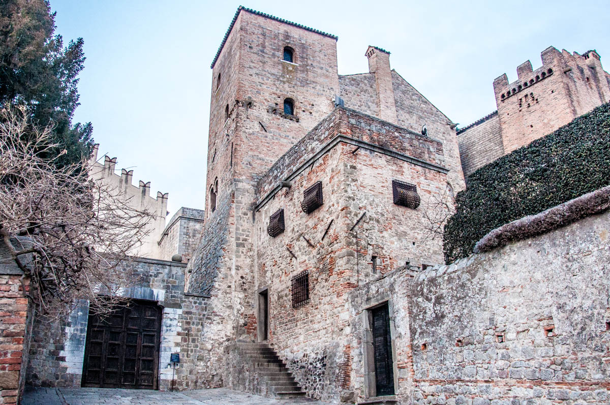 Monselice Castle - Veneto, Italy - rossiwrites.com