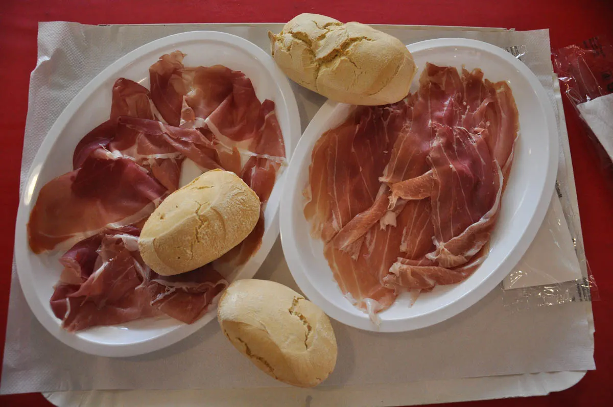 Plates with sliced prosciutto - Montagnana, Veneto, Italy - rossiwrites.com