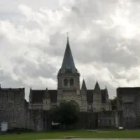 Before the storm, Rochester Cathedral, Kent, UK - www.rossiwrites.com