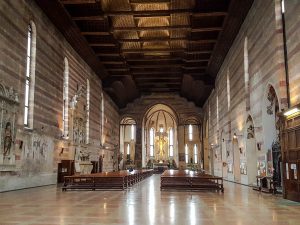 The nave of the Church of the Eremitani - Padua, Italy - www.rossiwrites.com