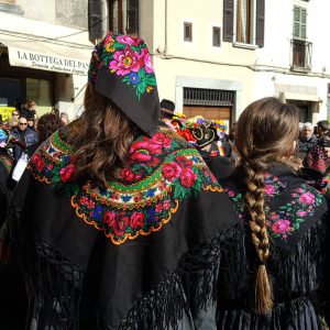 Beautiful traditional scarves - Bagolino, Lombardy, Italy - www.rossiwrites.com