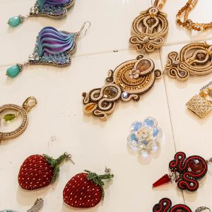 Monica Vinci's stunning jewellery - Abilmente Primavera 2017 - Vicenza, Italy - www.rossiwrites.com