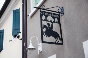The sign of a local B&B - Noale, Veneto, Italy - www.rossiwrites.com