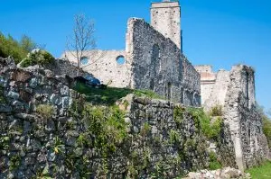 The ruins of the former Olivetani Monastery on Monte Venda - Euganean Hills, Veneto, Italy - www.rossiwrites.com