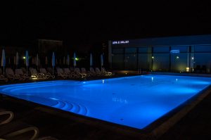 The swimming pool at night - Hotel Viest, Vicenza, Italy - www.italybyus.com