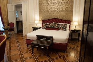 The Royal Suite - Palazzo Monga guesthouse - Verona, Italy - www.rossiwrites.com