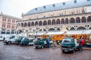 The fleet of Apes serving the daily market - Padua, Veneto, Italy - www.rossiwrites.com