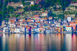A small town on the shores of Lake Como - Lombardy, Italy - www.rossiwrites.com