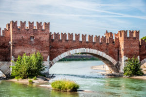 Castelvecchio bridge - Verona, Veneto, Italy - rossiwrites.com