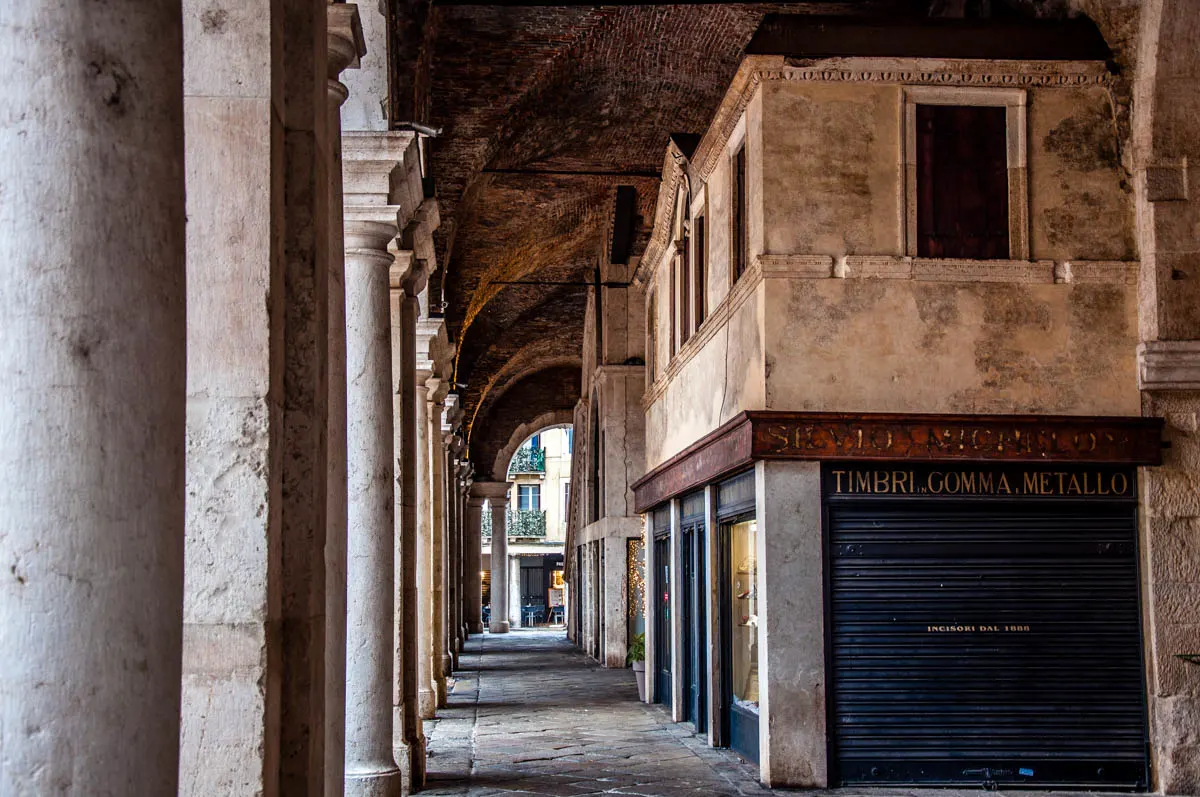 An inside view of Basilica Palladiana - Vicenza, Italy - rossiwrites.com