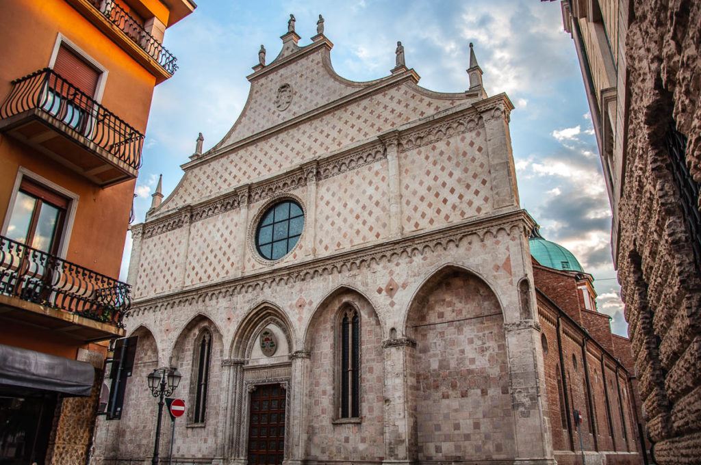 Duomo - Vicenza, Italy - rossiwrites.com