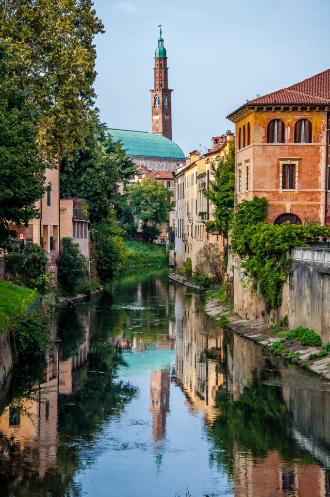 Palladio's Basilica seen from the Furo Bridge - Vicenza, Italy - rossiwrites.com