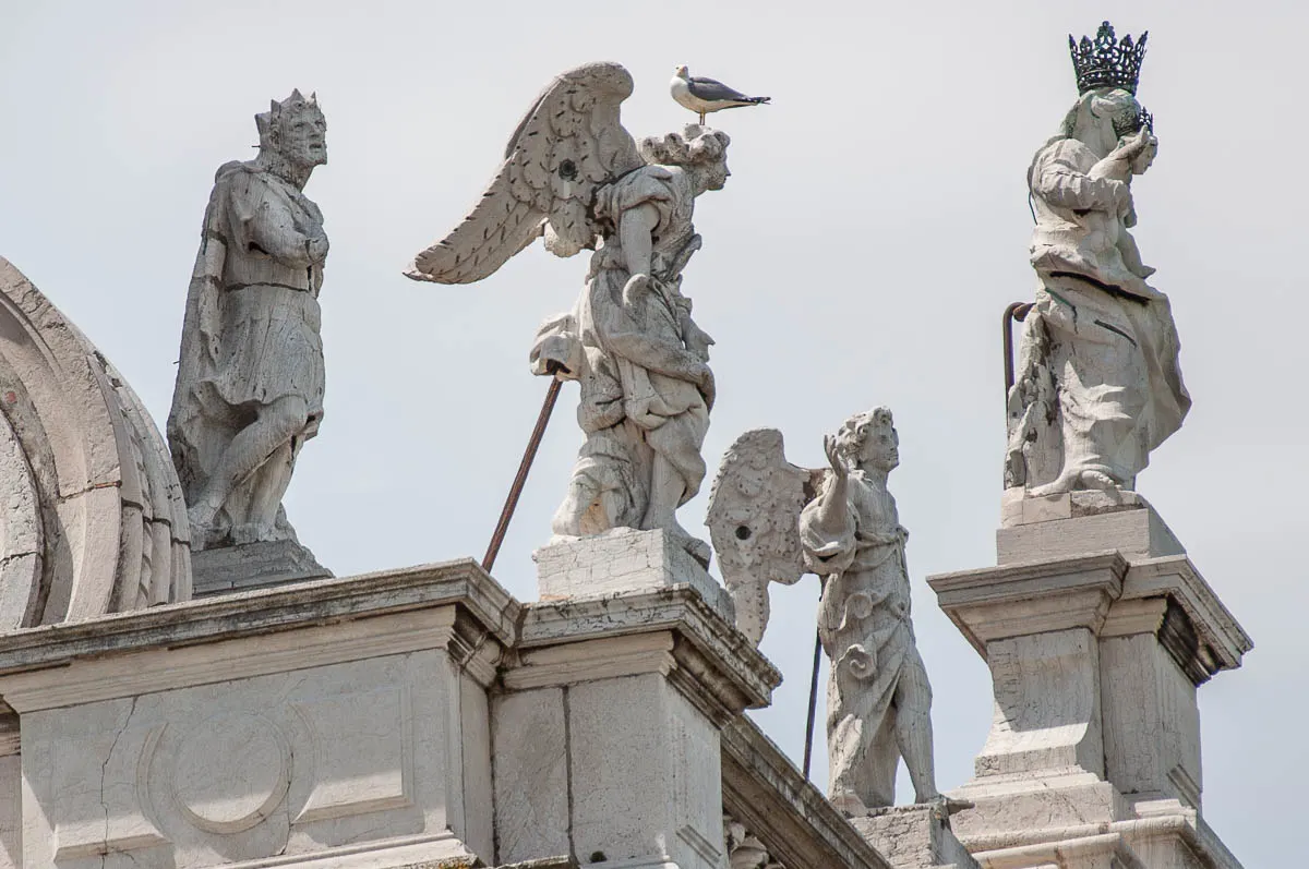 The Basilica della Salute with a seagull - Venice, Italy - rossiwrites.com
