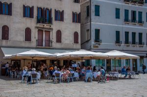 Lunching out - Venice, Italy - rossiwrites.com