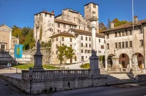 Piazza Maggiore - Feltre - Veneto, Italy - rossiwrites.com