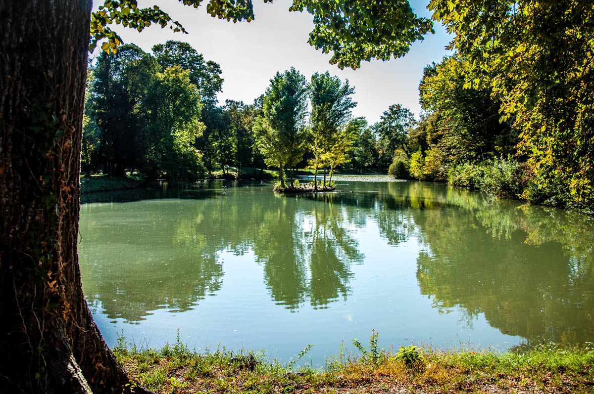 The pond - Parco Villa Bolasco - Castelfranco Veneto, Italy - www.rossiwrites.com