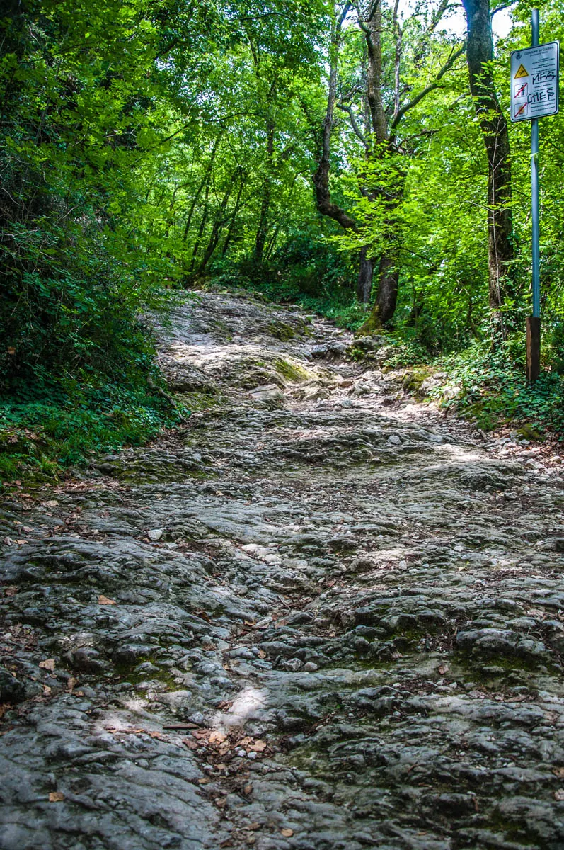 The rocky path - Rocca di Garda, Lake Garda, Italy - rossiwrites.com