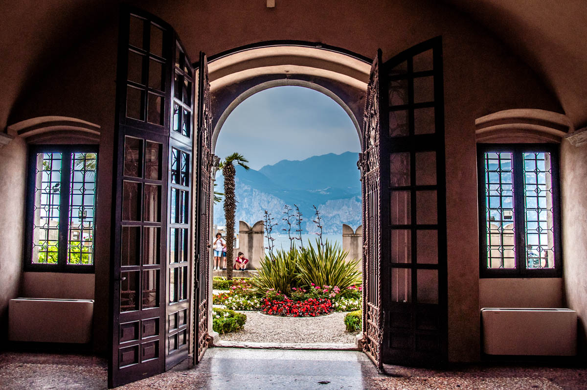 View of the garden of the Captain's Palace - Malcesine, Veneto, Italy - rossiwrites.com