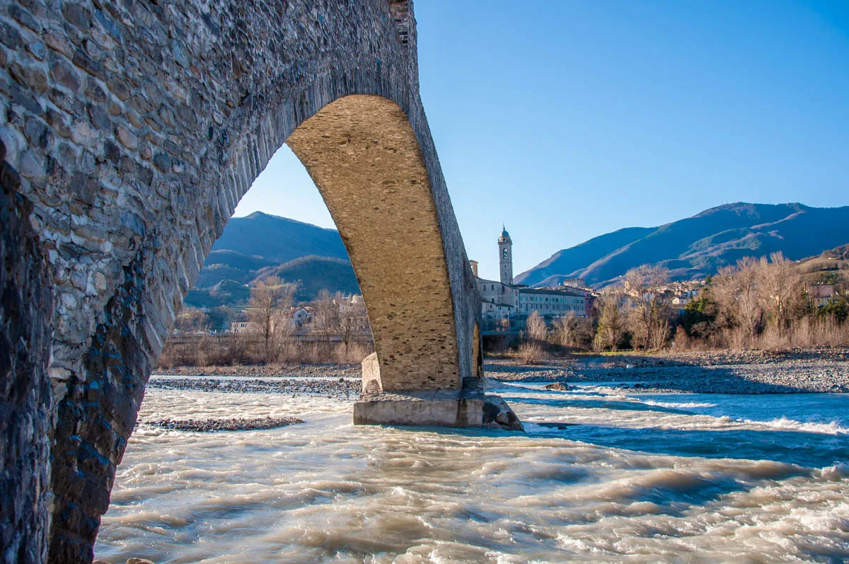 Devil's Bridge - Bobbio, Province of Piacenza - Emilia-Romagna, Italy - rossiwrites.com