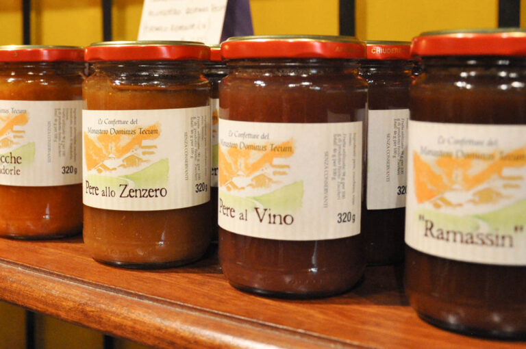 4 Monastery Shops in Italy to Stock on Authentic Monastic Products