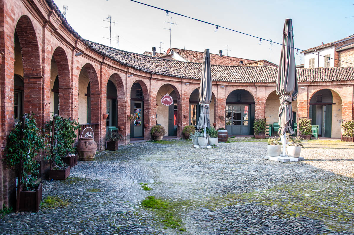 Piazza Nuova - Bagnacavallo, Province of Ravenna - Emilia-Romagna, Italy - rossiwrites.com