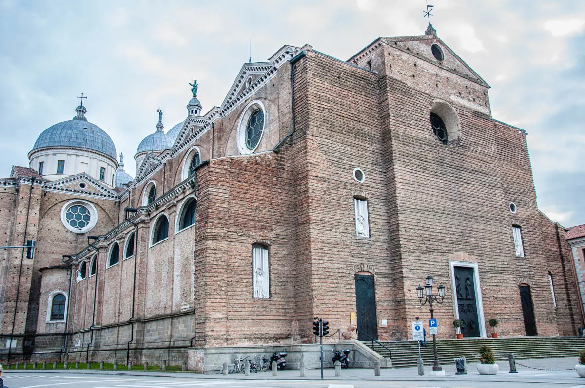 Basilica of Santa Giustina - Padua, Veneto, Italy - rossiwrites.com