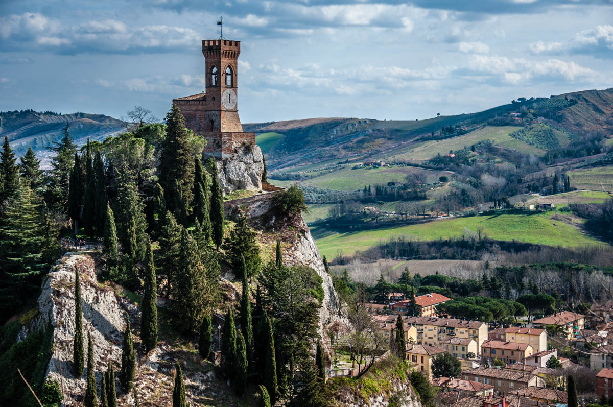 The village and the clock tower seen from the fortress - Brisighella, Province of Ravenna - Emilia-Romagna, Italy - rossiwrites.com