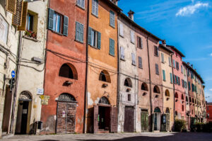 Via degli Asini from the outside - Brisighella, Province of Ravenna - Emilia-Romagna, Italy - rossiwrites.com