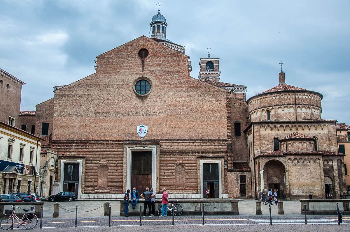 Piazza Duomo with Padua's Duomo and Baptistery - Padua, Veneto, Italy - rossiwrites.com