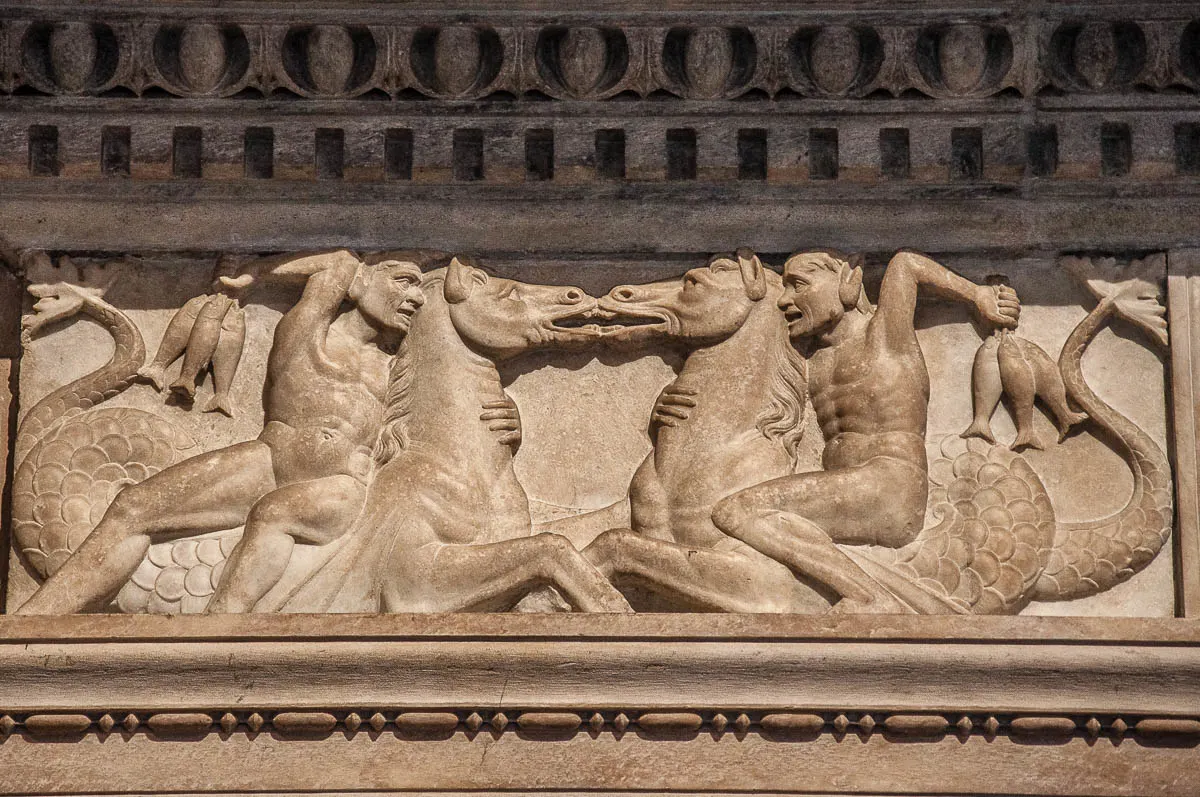 Close-up of a bas-relief in the Duomo - Como - Lake Como, Italy - rossiwrites.com