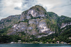 View of the shore - Lake Como, Italy - rossiwrites.com