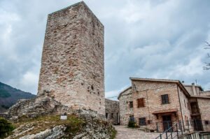 The old castle - Pierosara, Marche, Italy - rossiwrites.com