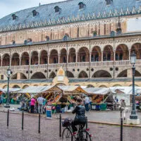 5 Must-Visit Italian Markets - Story - rossiwrites.com