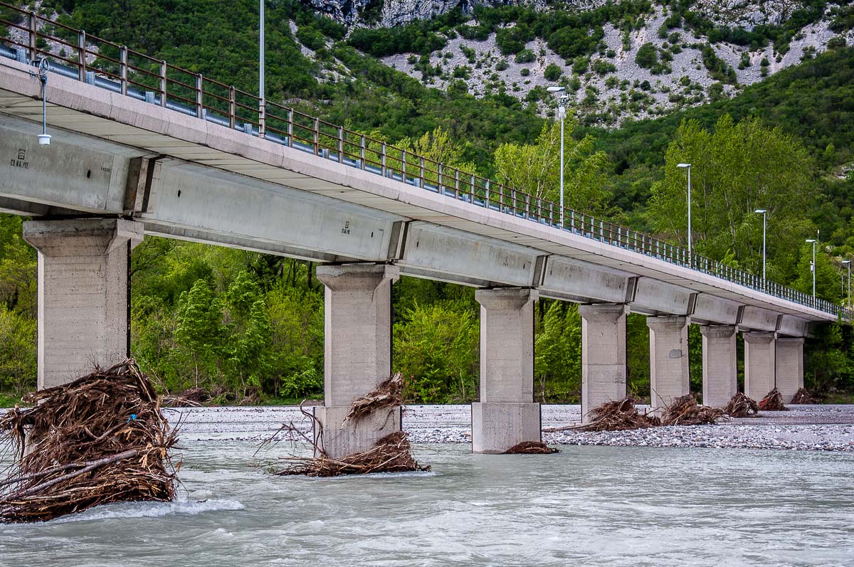 The bridge over the River Tagliamento - Venzone, Italy - rossiwrites.com