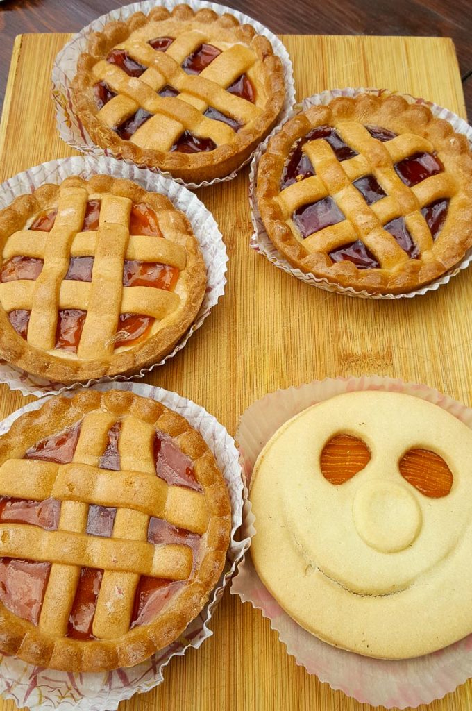 Small crostatas served for breakfast - Nesso, Lake Como, Italy - rossiwrites.com